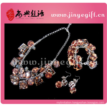 Fashion Jewelry Pendant Sets Shell Necklace With Chain